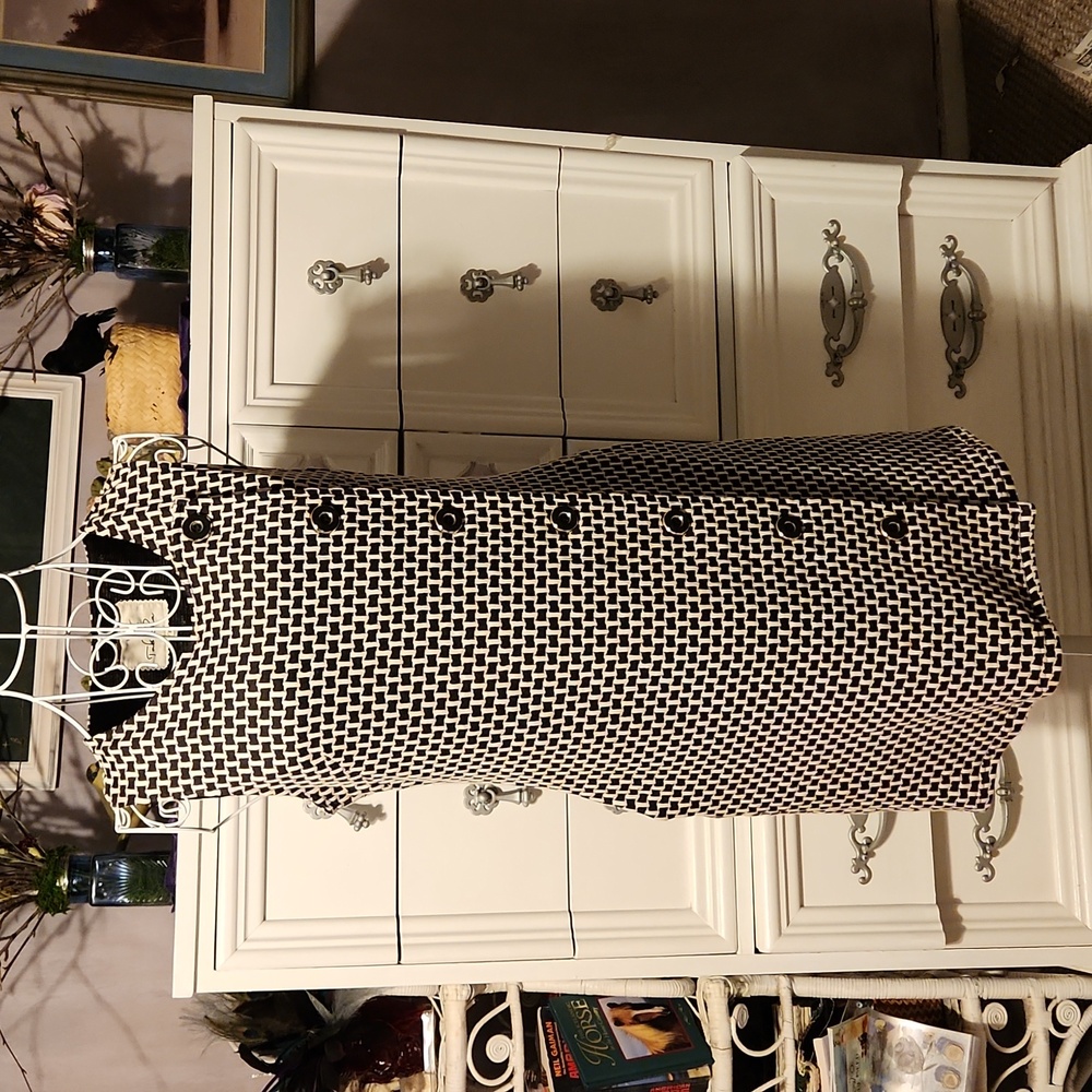 Retro/ Mod Sleeveless Herringbone Dress with Pockets, Size 4